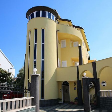 Vila Nara Hotel Vodice Kültér fotó