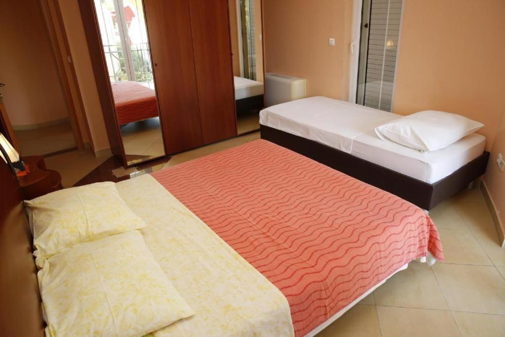 Vila Nara Hotel Vodice Kültér fotó