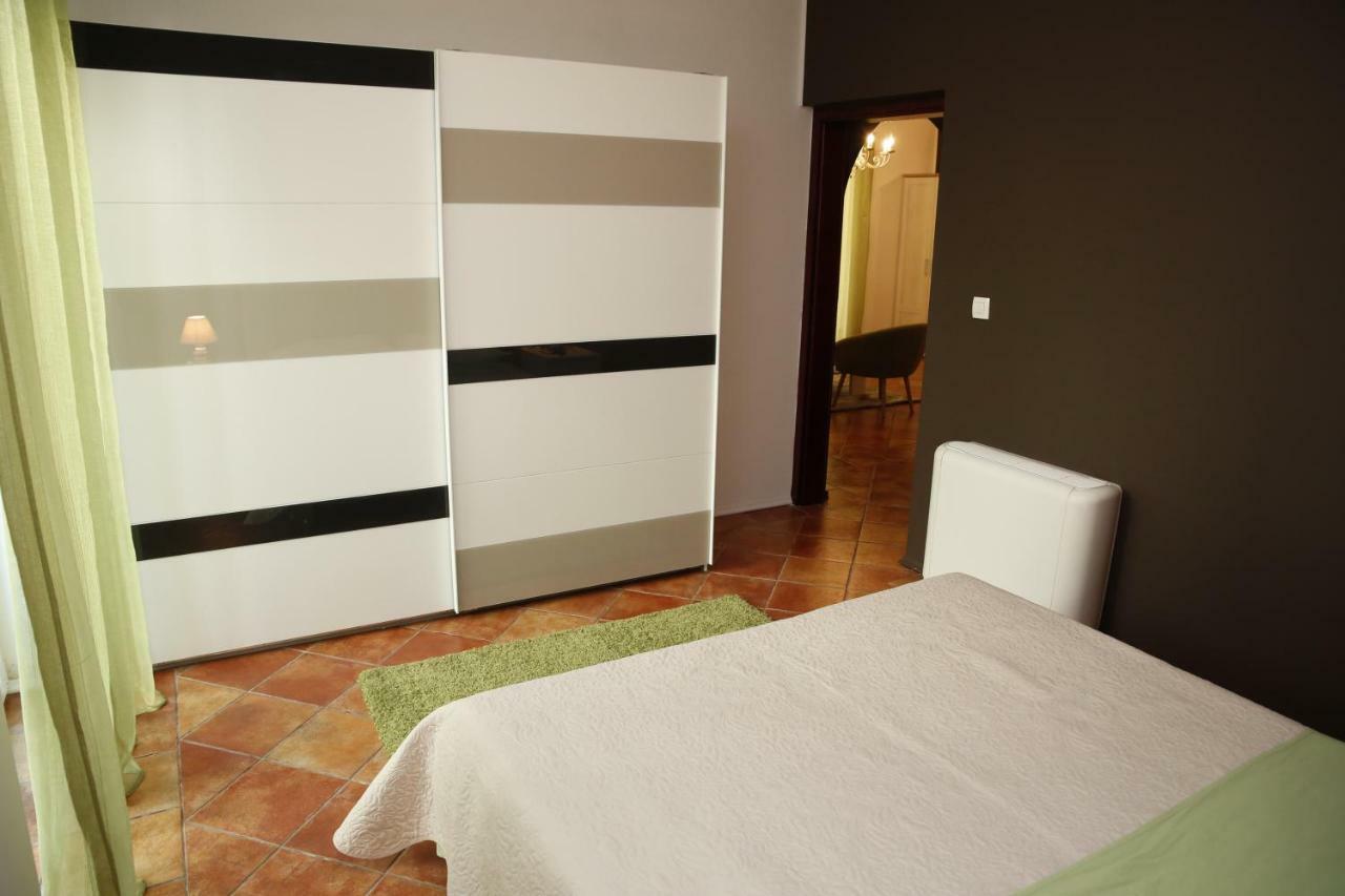 Vila Nara Hotel Vodice Kültér fotó