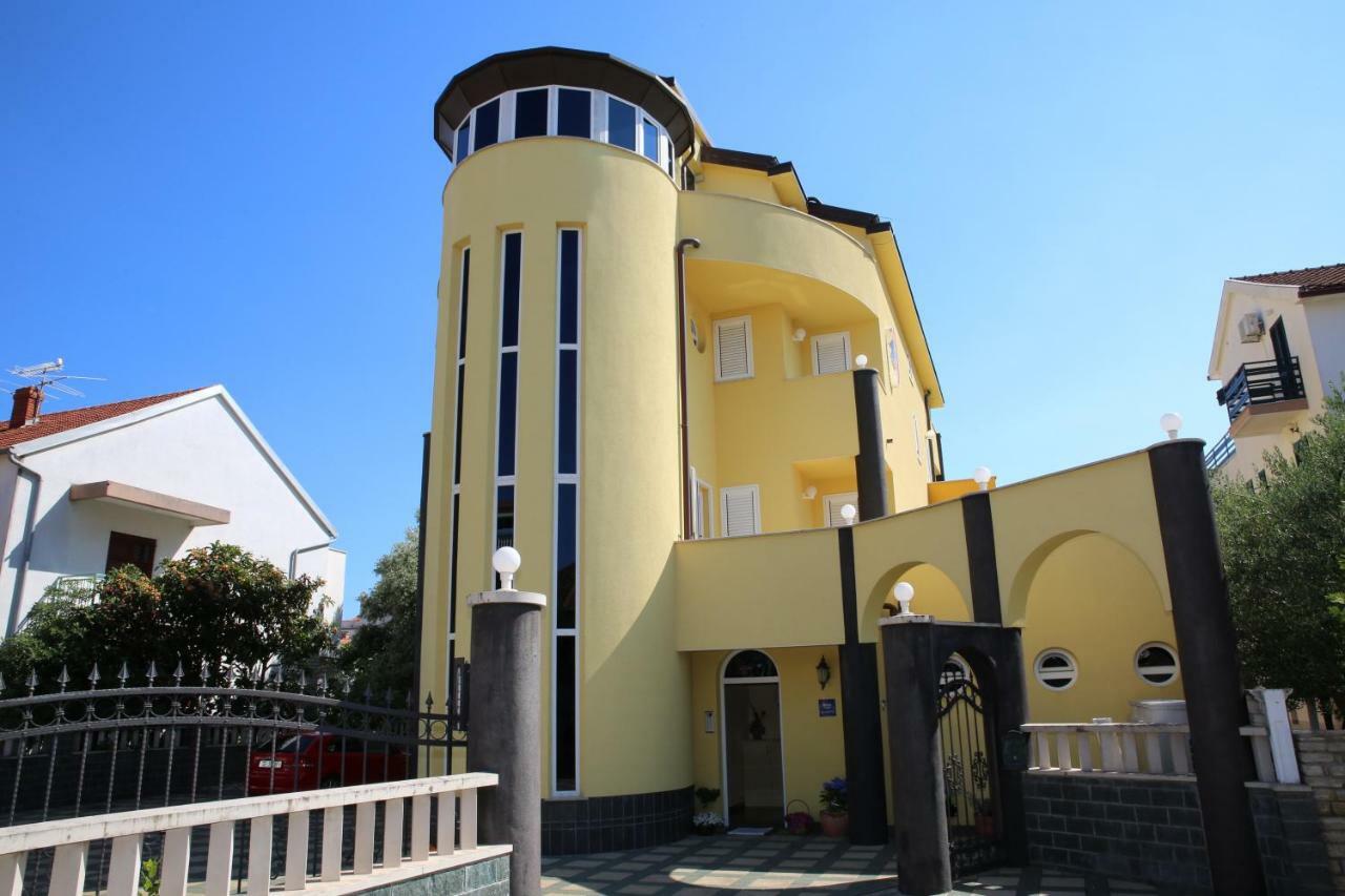 Vila Nara Hotel Vodice Kültér fotó